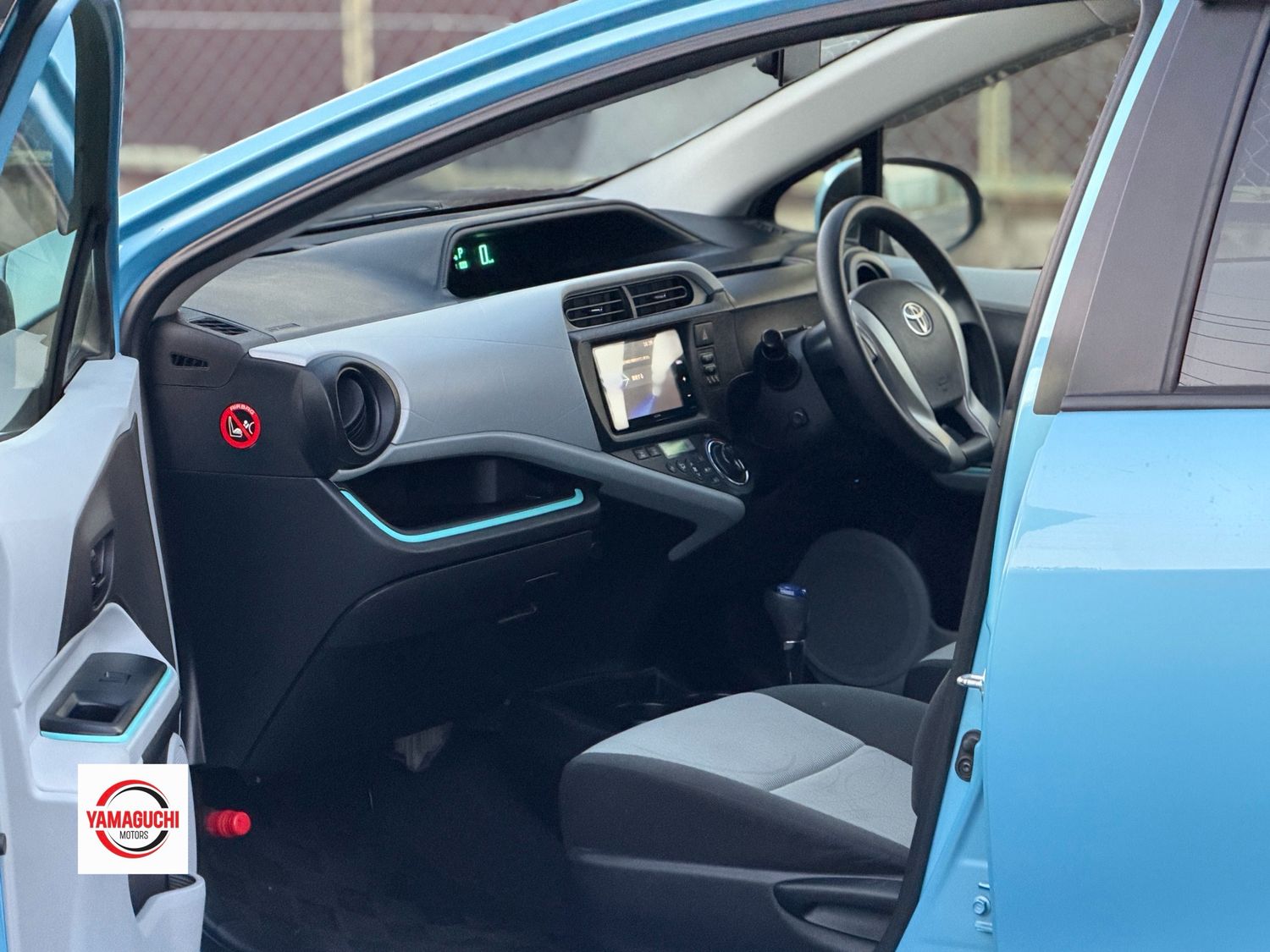 Toyota Aqua Hybrid Blue Edition 