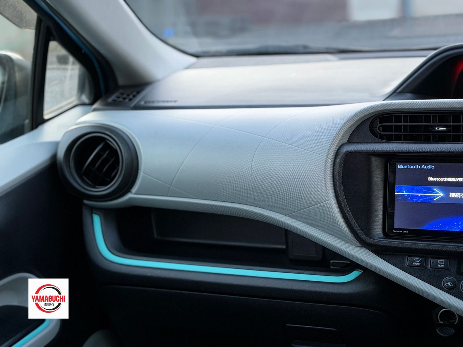 Toyota Aqua Hybrid Blue Edition 