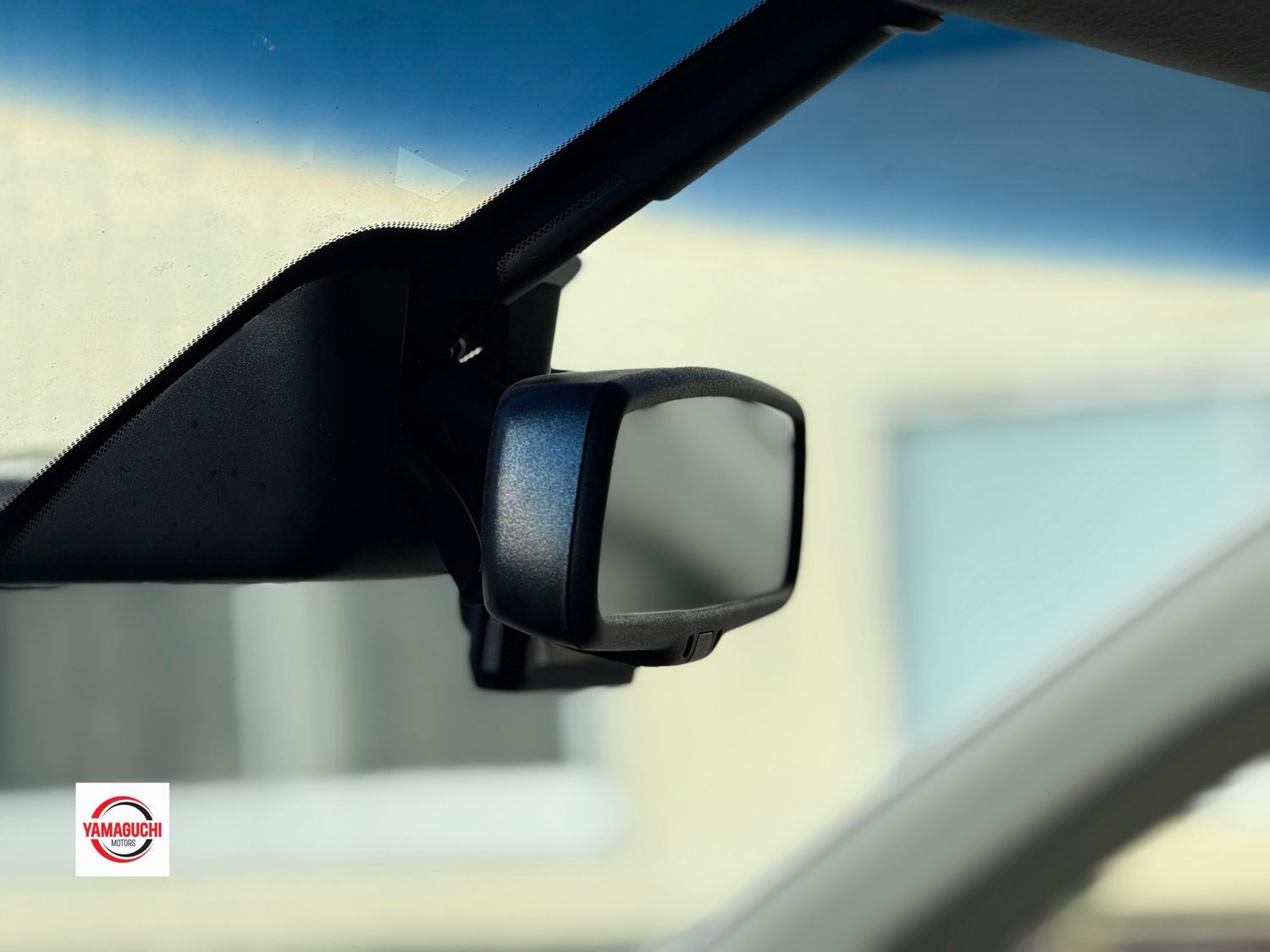 ✨ 2015 NISSAN SERENA S-HYBRID ✨