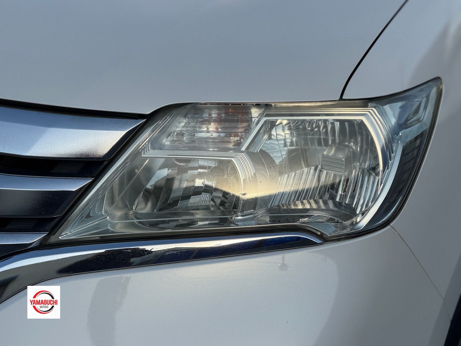 2013 NISSAN SERENA S-HYBRID Highway Star Hybrid | Advance Family MPV 