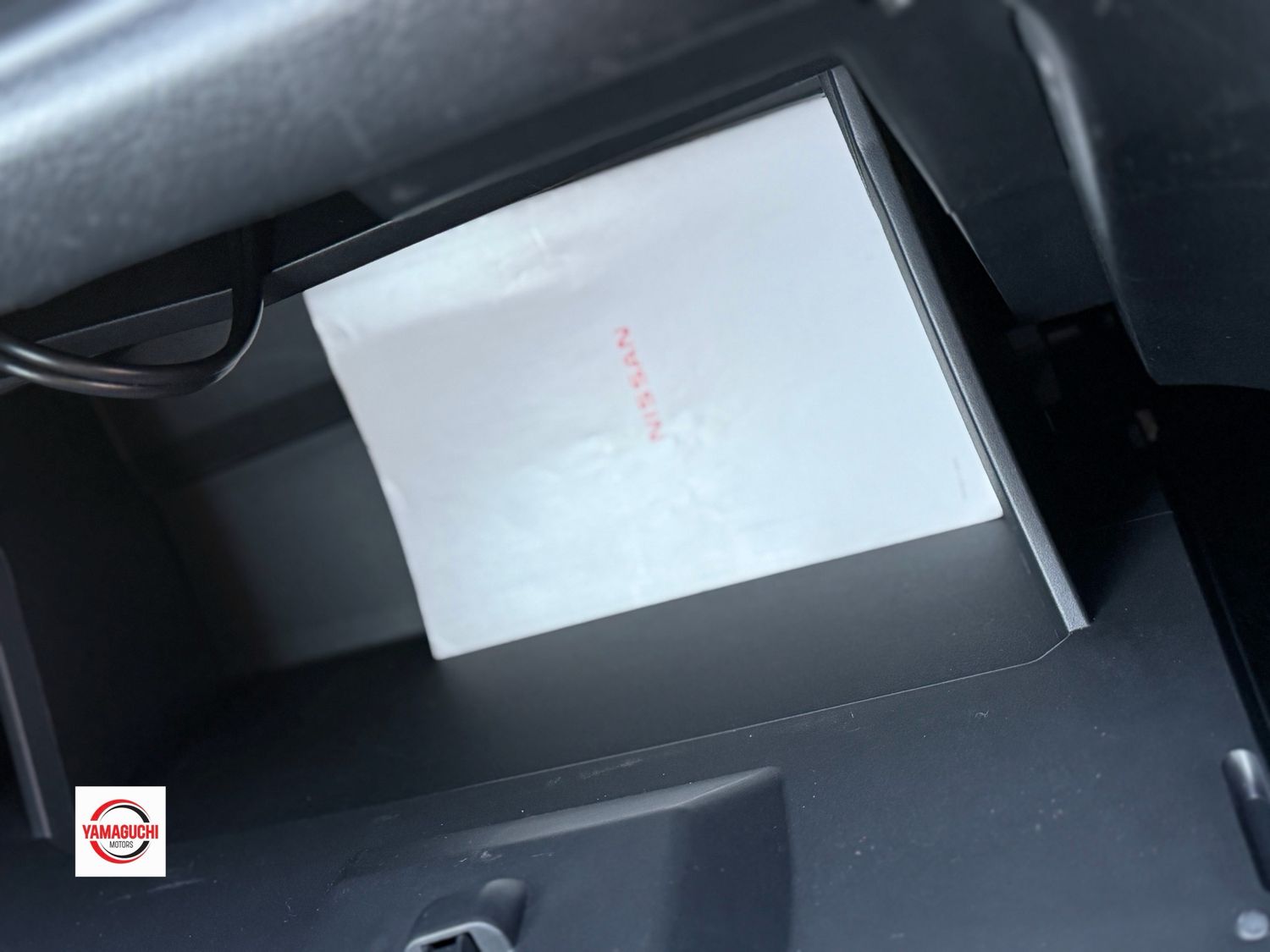 2013 NISSAN SERENA S-HYBRID Highway Star Hybrid | Advance Family MPV 