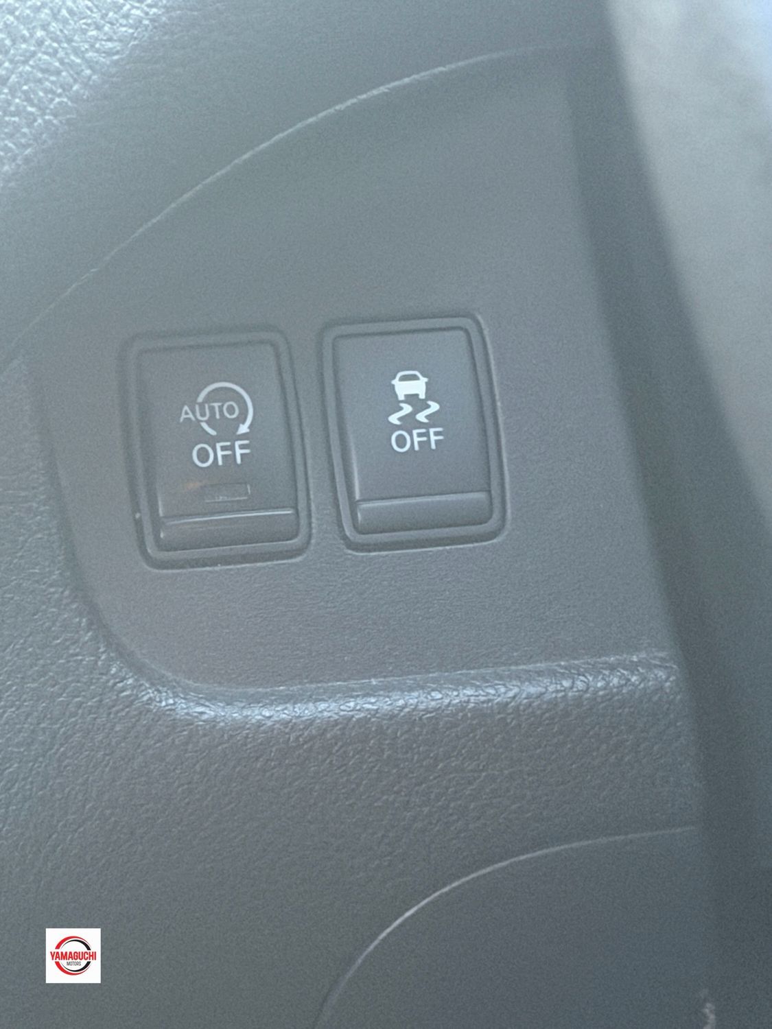 2013 NISSAN SERENA S-HYBRID Highway Star Hybrid | Advance Family MPV 