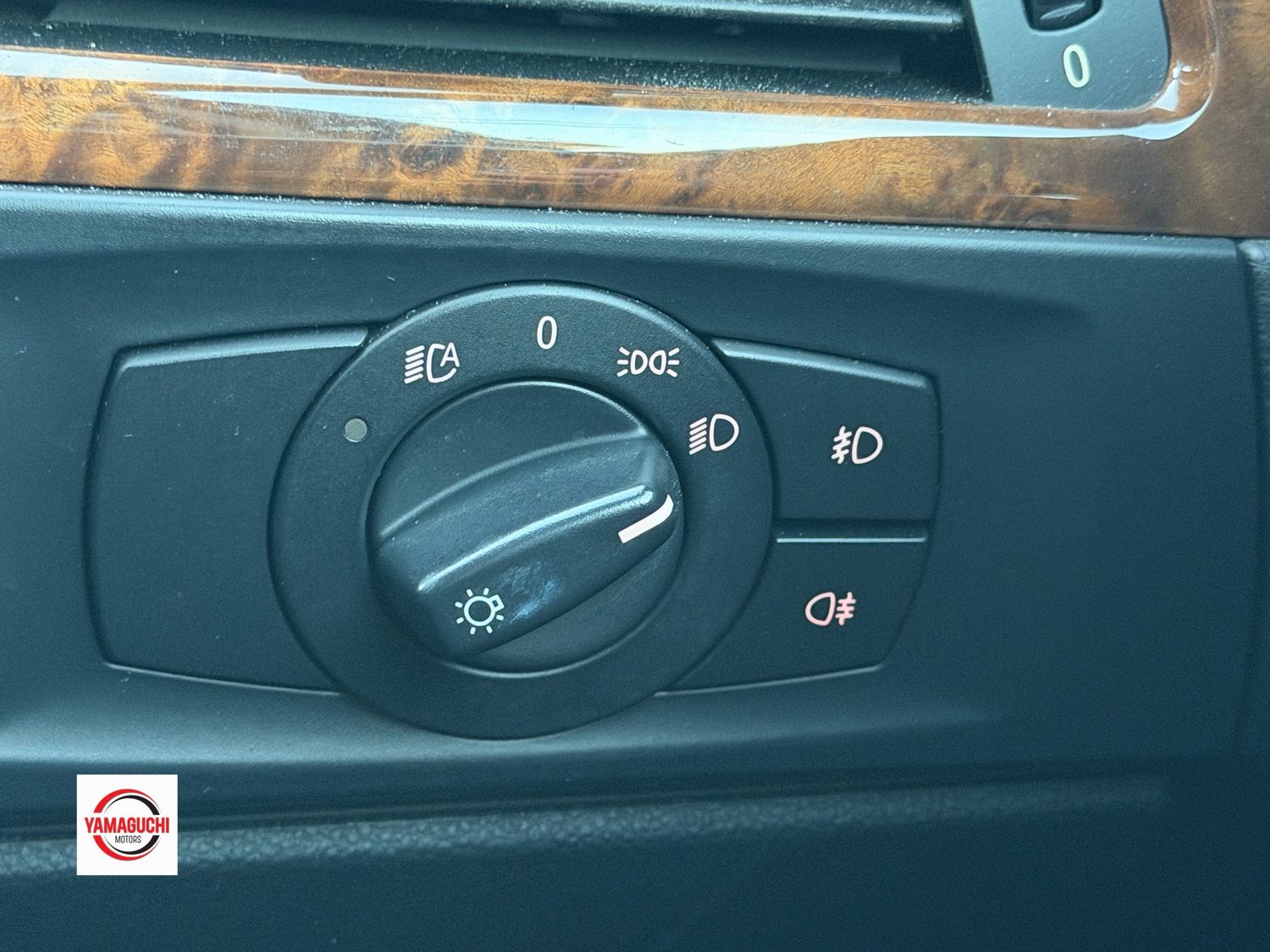 BMW 3 SERIES (E90) – PREMIUM SPORT SEDAN 