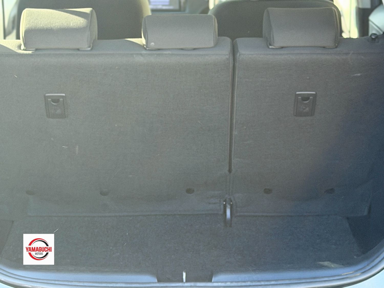 TOYOTA AQUA HYBRID — GRADE S 