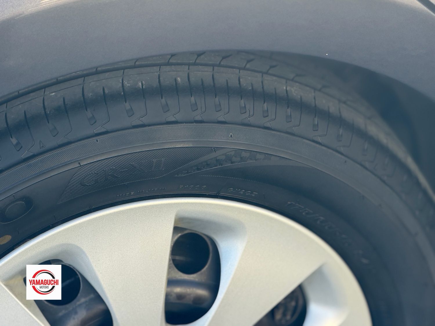 TOYOTA AQUA HYBRID — GRADE S 