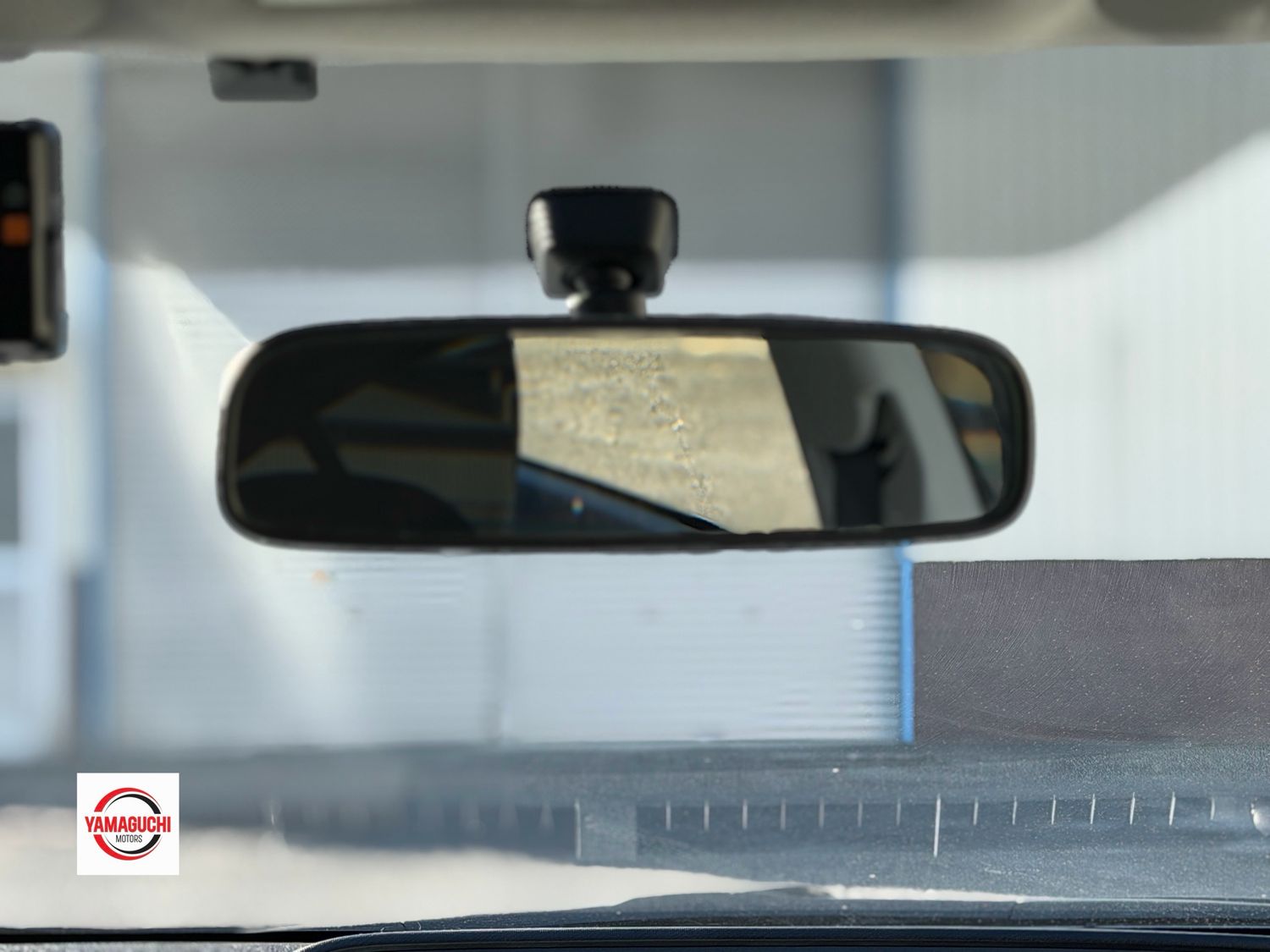 TOYOTA AQUA HYBRID — GRADE S 