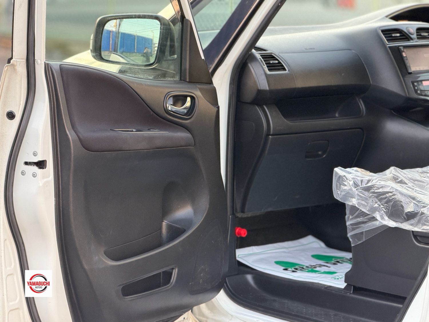 ✨ 2013 NISSAN SERENA S-HYBRID HIGHWAY STAR 4WD ✨