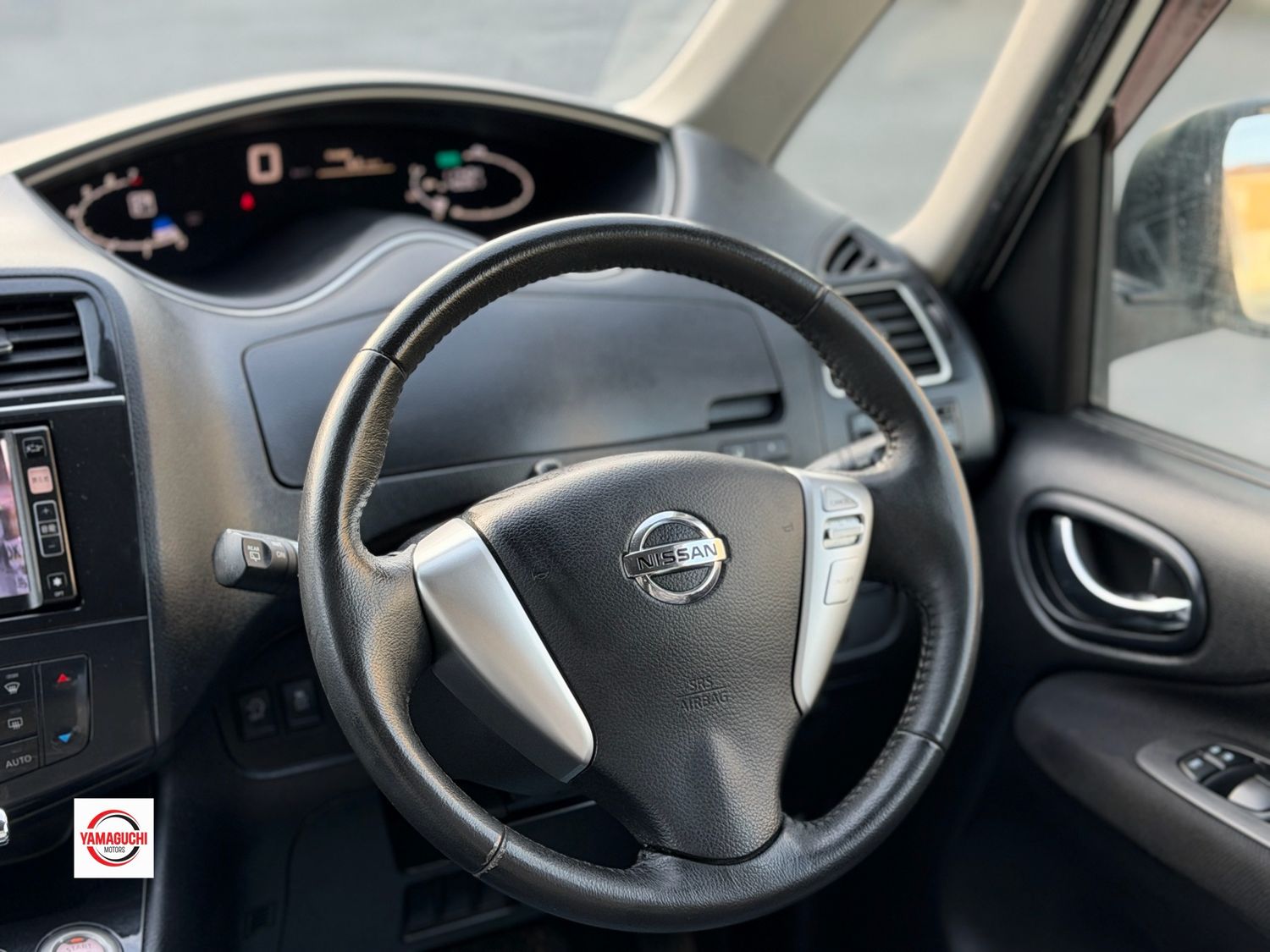 ✨ 2013 NISSAN SERENA S-HYBRID HIGHWAY STAR 4WD ✨