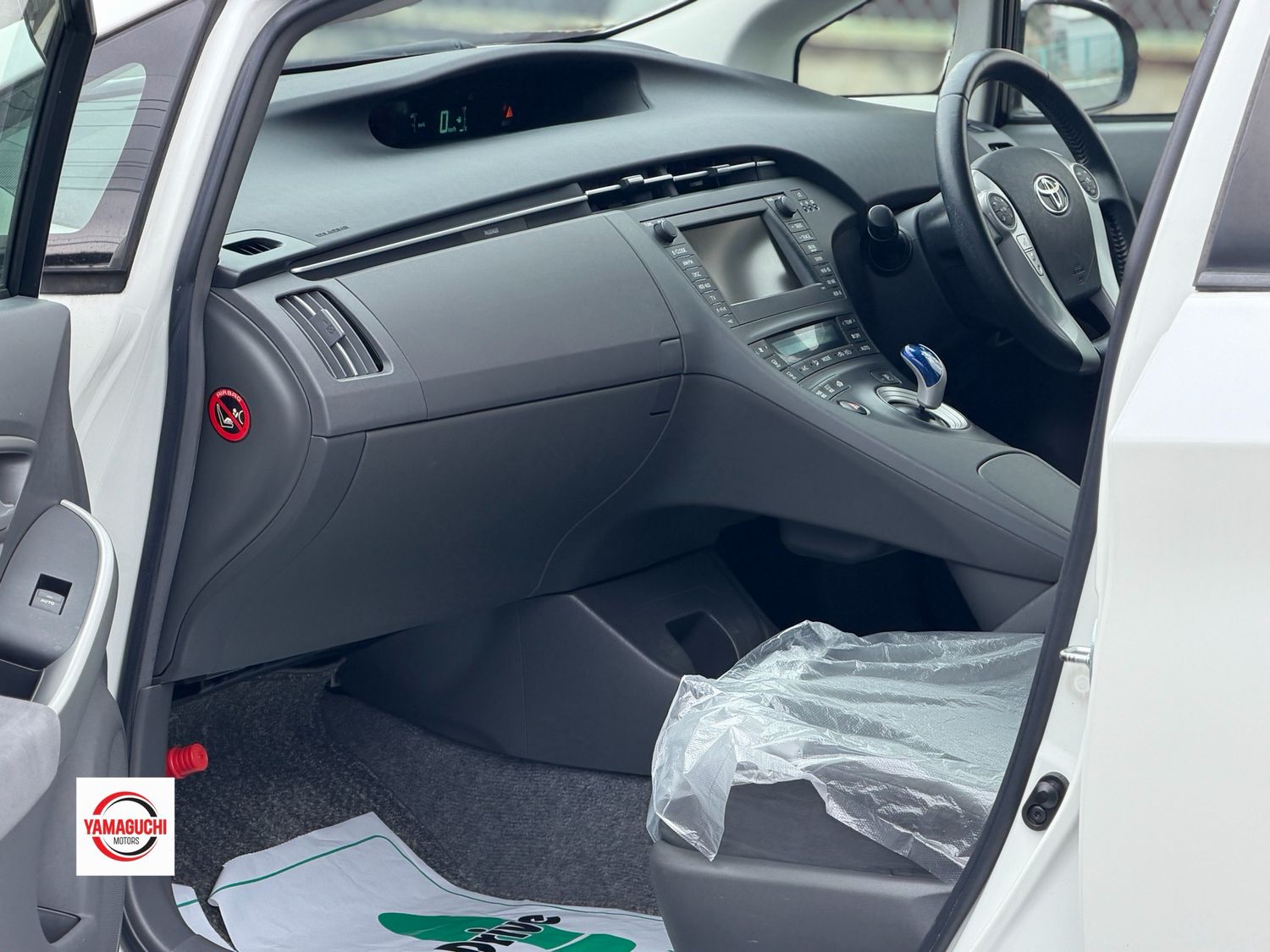 TOYOTA PRIUS HYBRID G GRADE (ZVW30) — FOR SALE