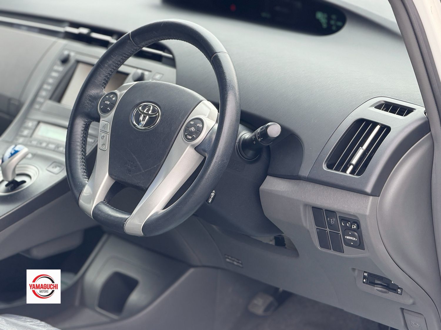 TOYOTA PRIUS HYBRID G GRADE (ZVW30) — FOR SALE