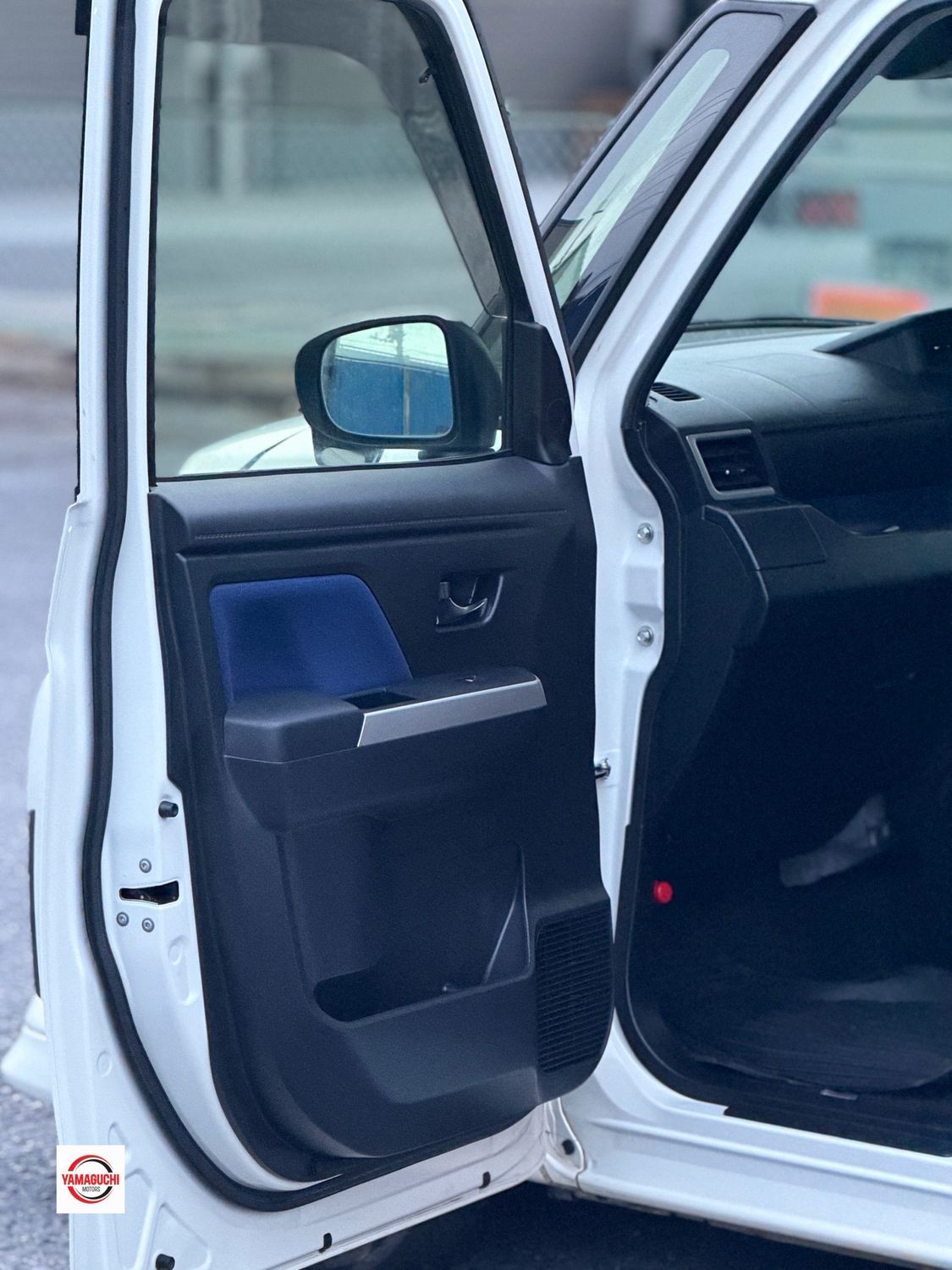 Toyota Roomy Custom G 2020 Model