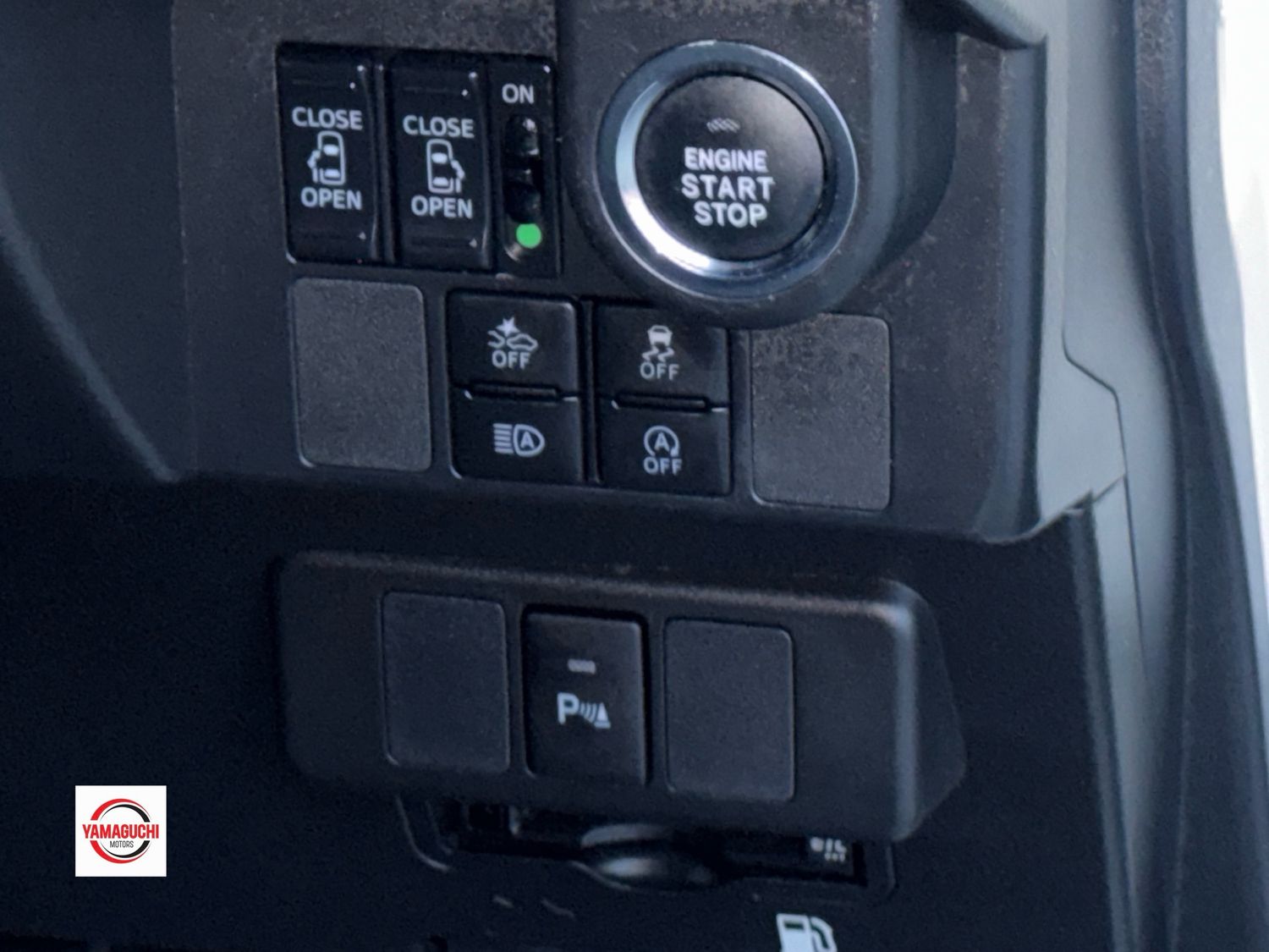 Toyota Roomy Custom G 2020 Model