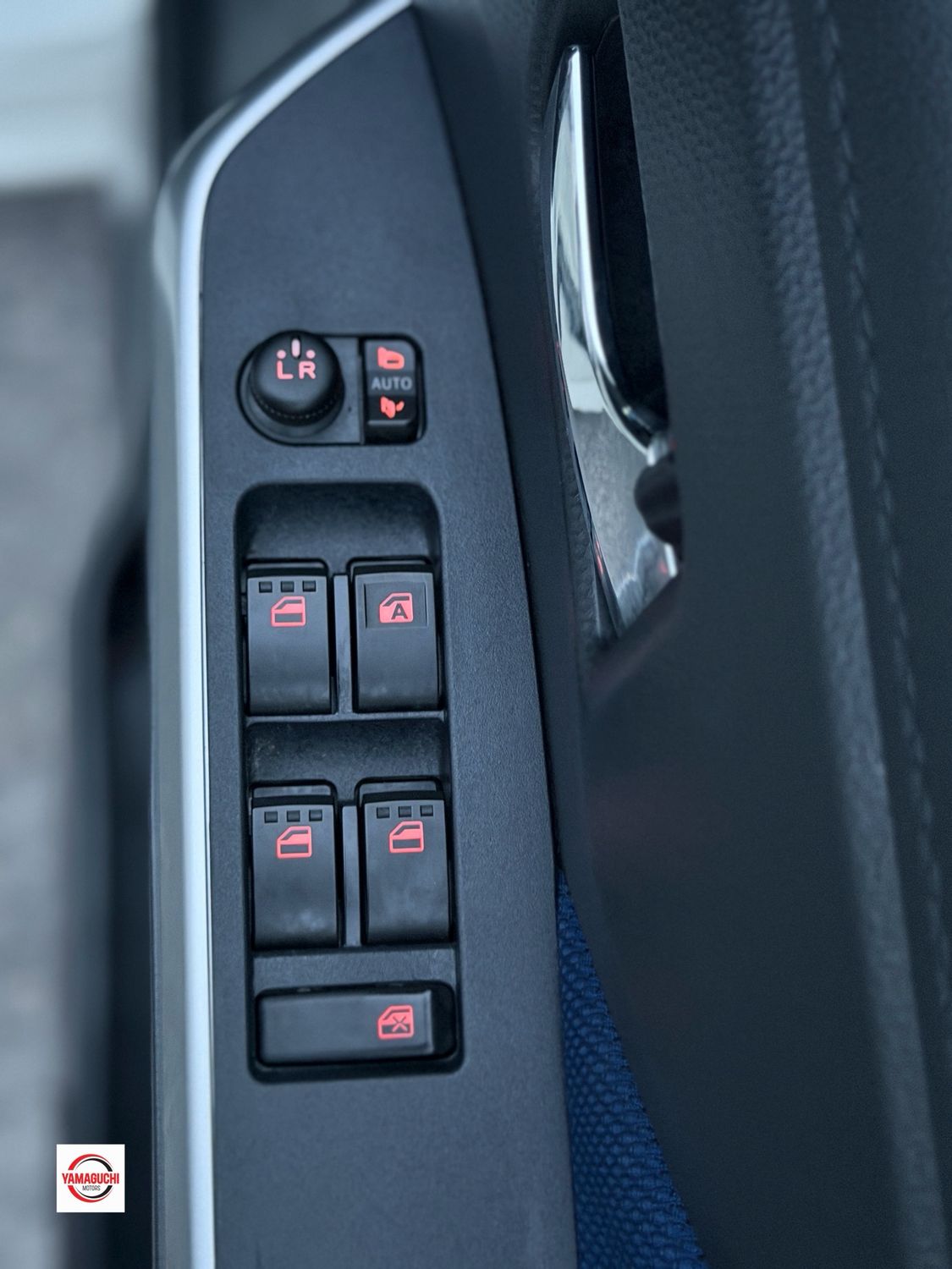 Toyota Roomy Custom G 2020 Model