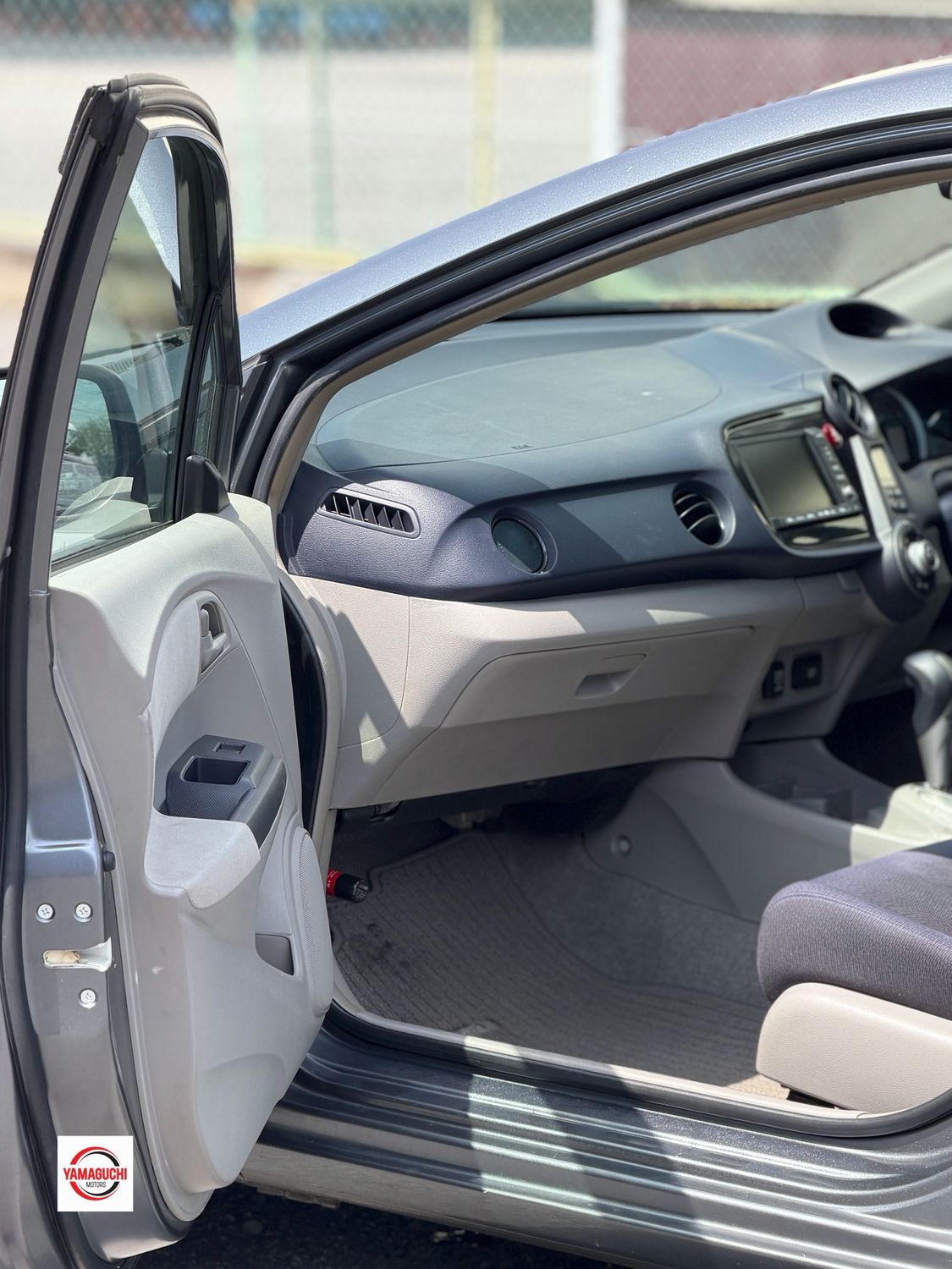 Honda Insight Hybrid G Grade For Sale 