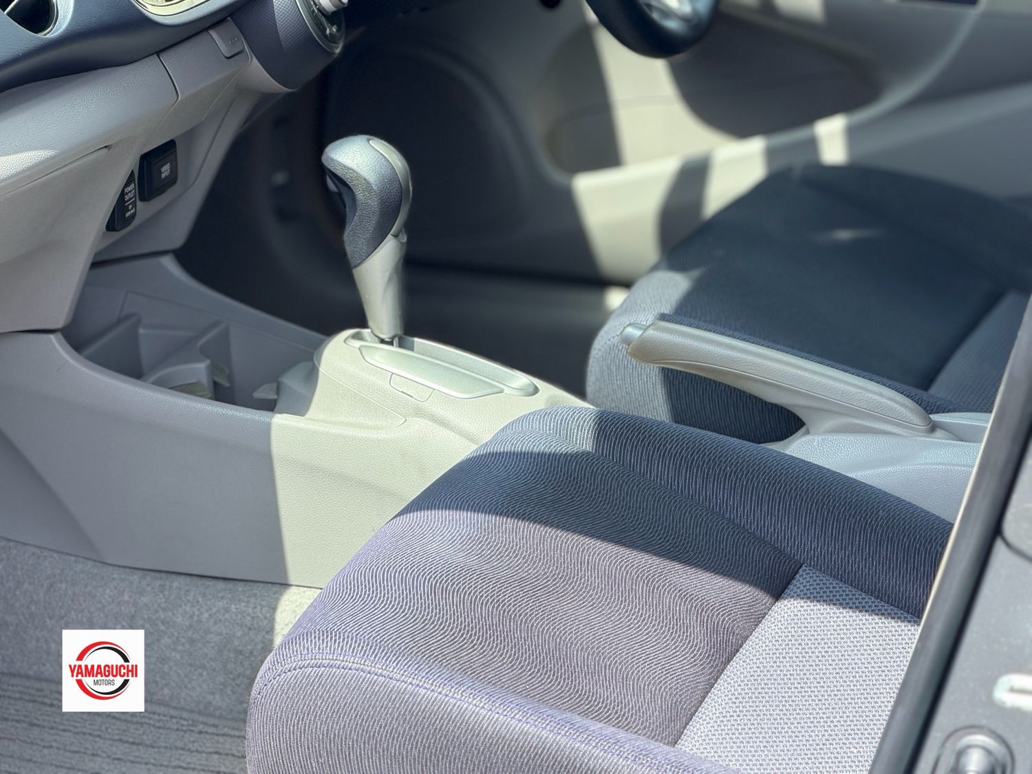 Honda Insight Hybrid G Grade For Sale 