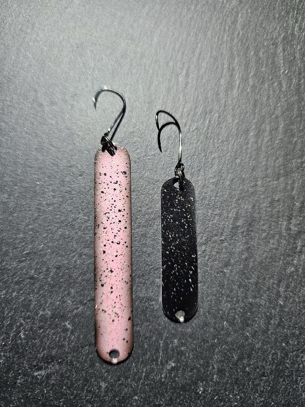RS TROUT STRIPE „ Secret Pinky