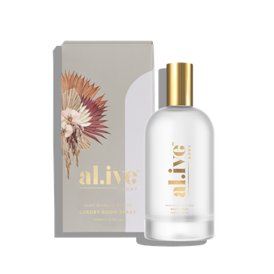 Sweet Dewberry Clove Room Spray