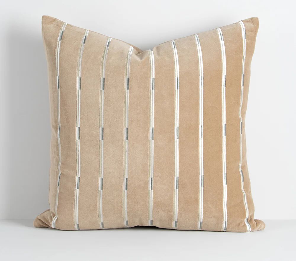 Eden Cushion - Barley