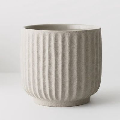 Pot Pilu Grey
