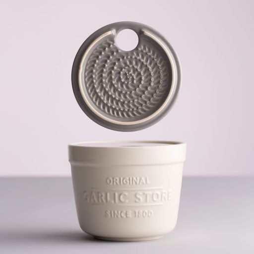 Innovative Kitchen Garlic Store &amp; Grater*