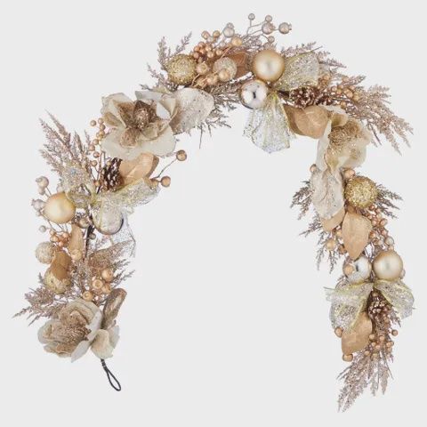 Pine Garland w Bauble Berry