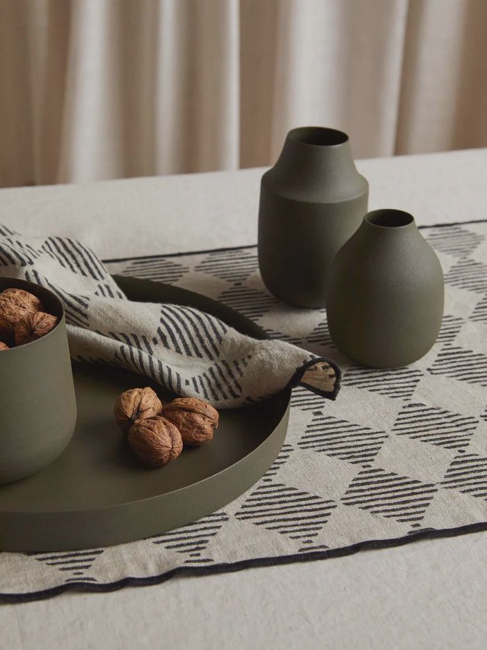 Mona Tray Olive