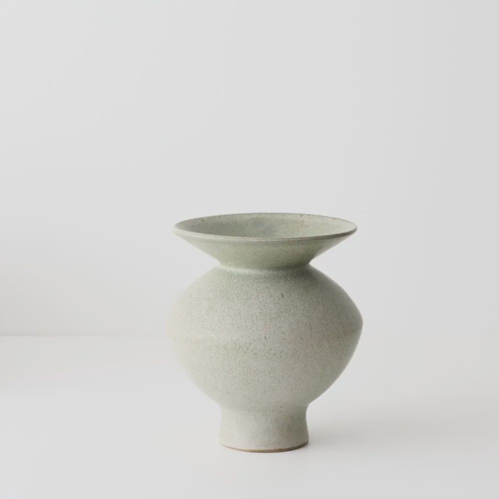 Kenji Flared Vase - Lichen