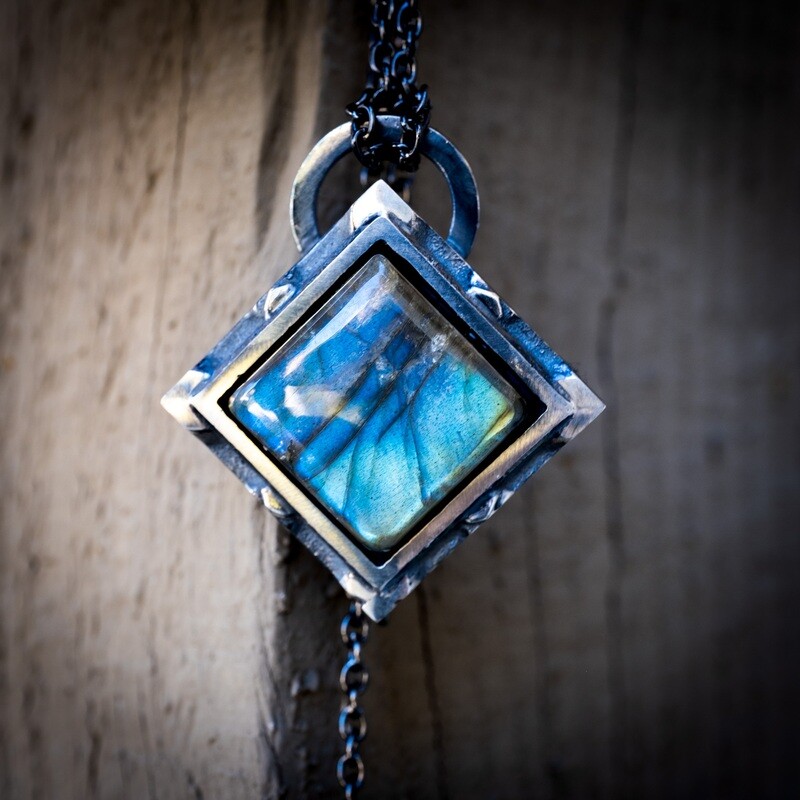 Labradorite Pendant