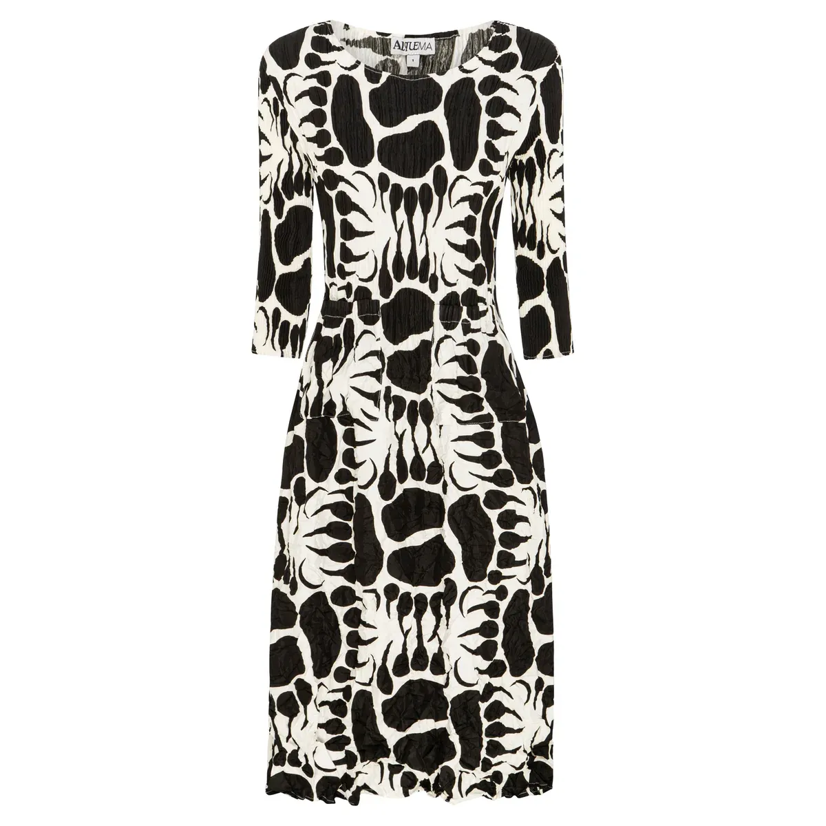 Alquema 3/4 Sleeve Smash Pocket Dress Moon Bear ADC544MOOB