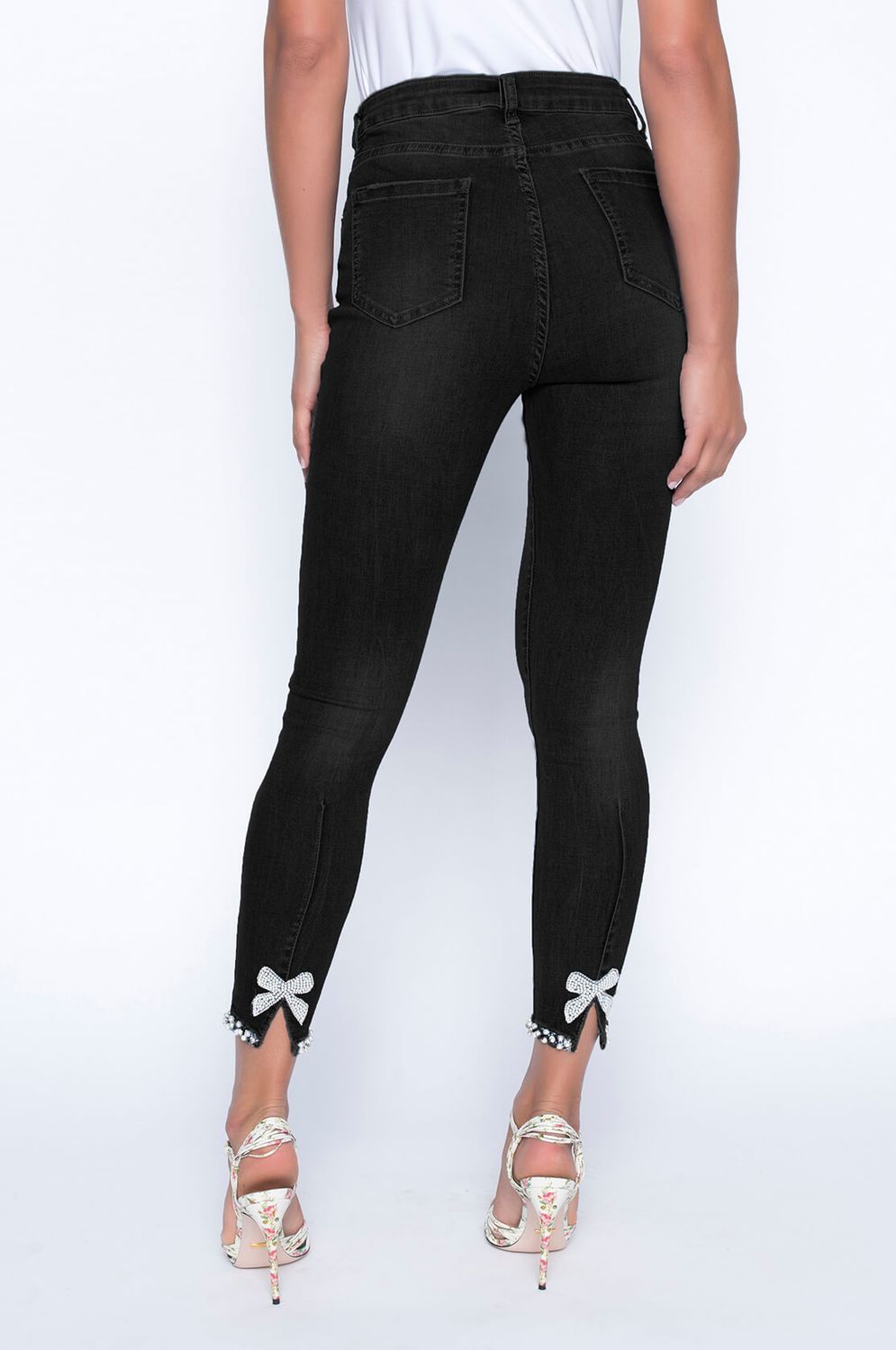 Frank Lyman  Woven Jeans Pant 191116U