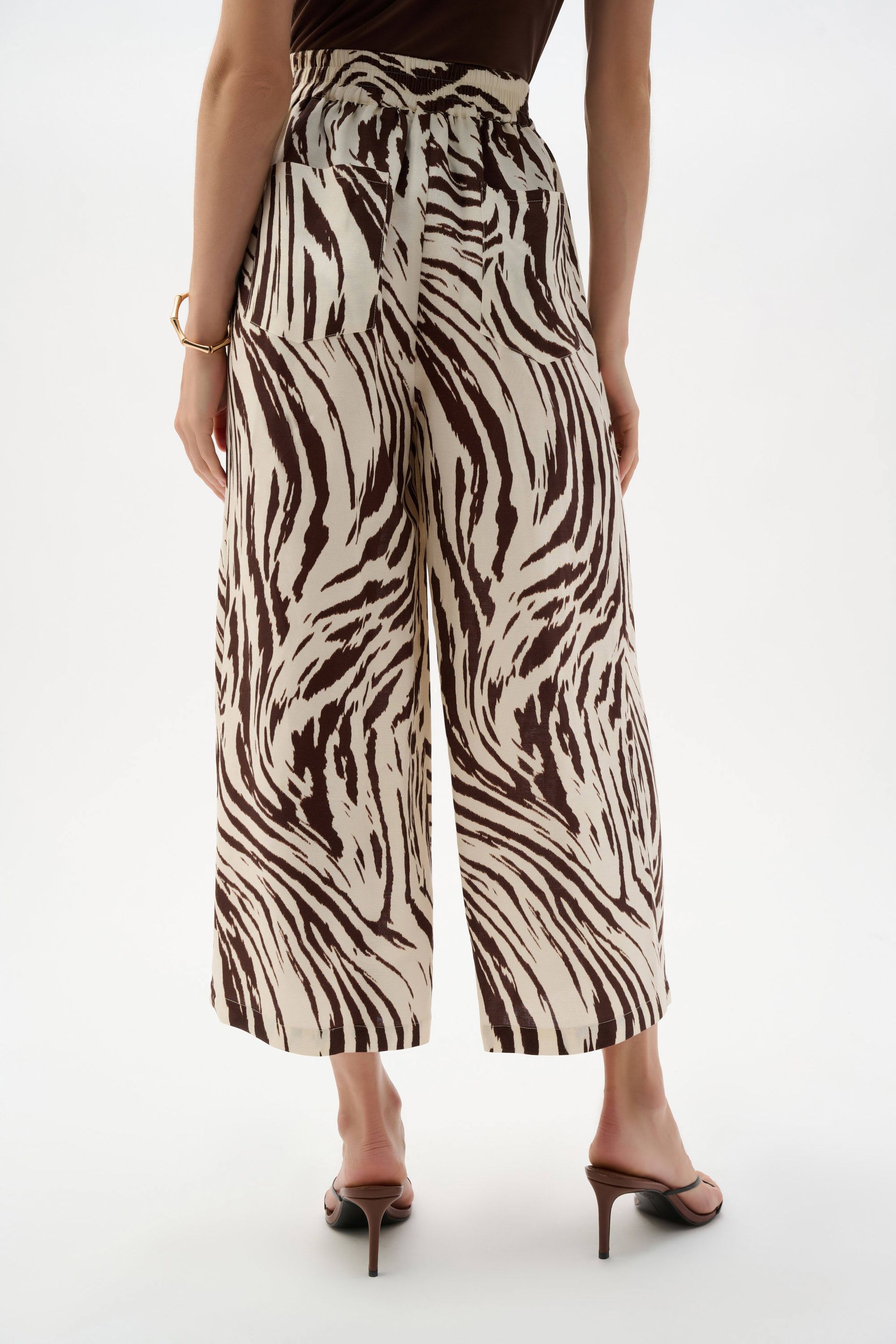 Joseph Ribkoff  Linen Blend Animal Print Culotte Pants With Pleats 262946