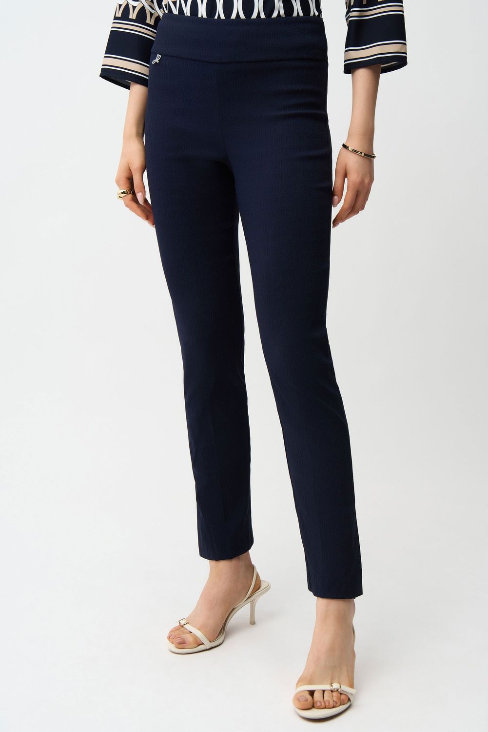 JOSEPH RIBKOFF Jacquard Straight Pull-On Pants 261148