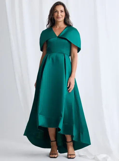 Trellis Lane Kezi Flared Hi-Lo Dress Emerald