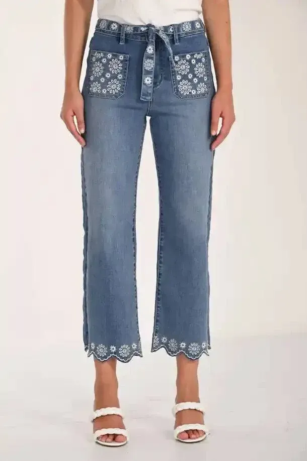 Frank Lyman Floral Embroidered Cropped Denim Pant