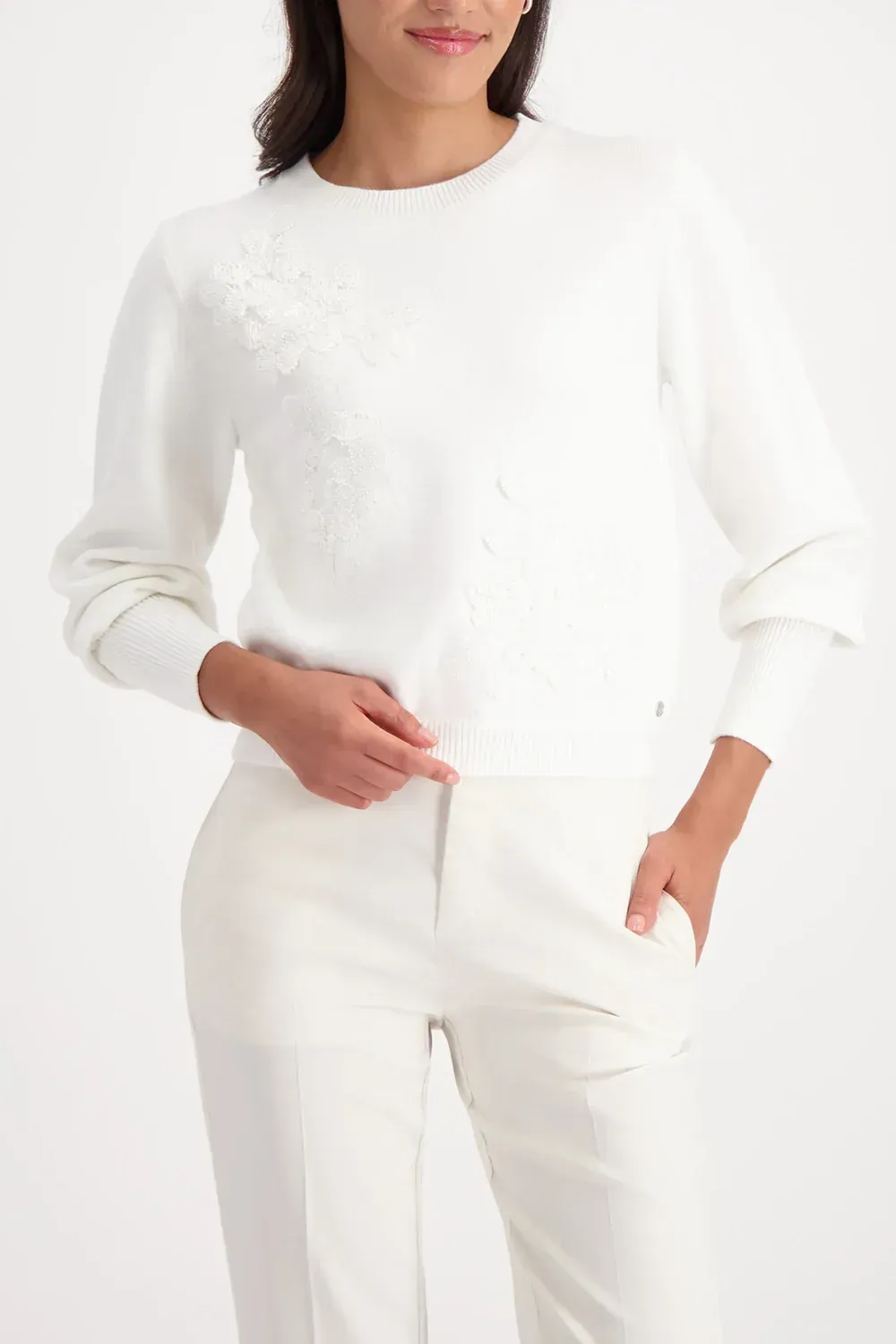 Monari Sweater with jewelry Applique 809654
