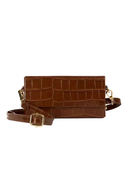 Maison Fanli Leather Clutch Camel