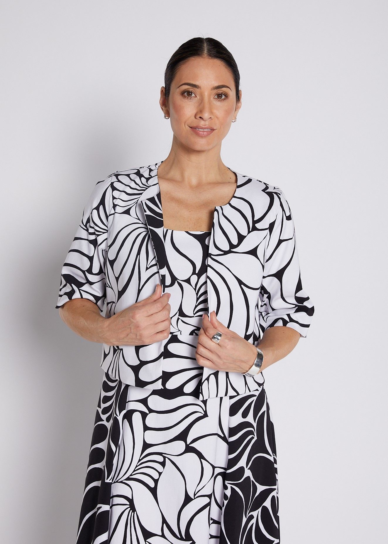 Philosophy Bengaline Printed Panelled Crop Jacket in Black and White Print