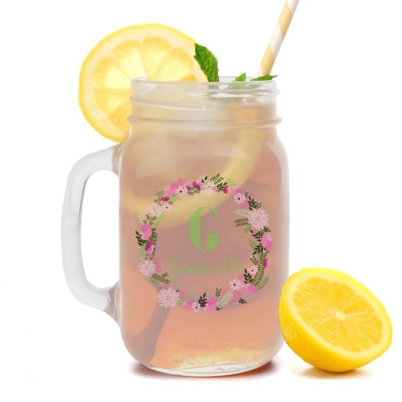Jarra con pajita