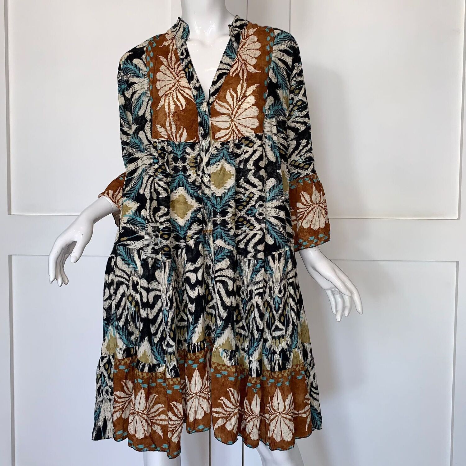 Blusón estampado, Talla: Unitalla, Colores: Multi Café