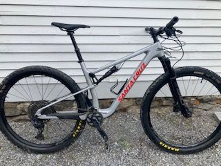 Used Santa Cruz Blur C  Large S kit