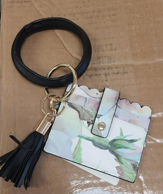 C01FL-MT2   Flower Wallet Ringlet
