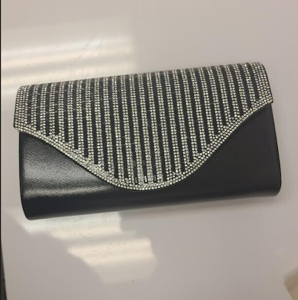 Clutch w/ Rhinestone Flap Black