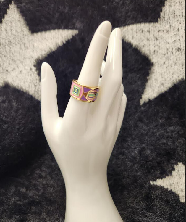 LRN199   Retro Enamel Ring   Lavender