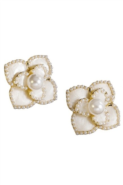 E6627   Flower Stud Clip On  Earrings