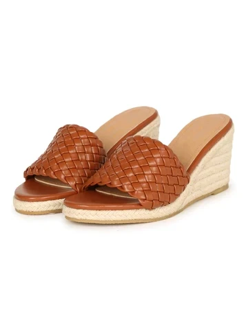 Flo-17   Wedges