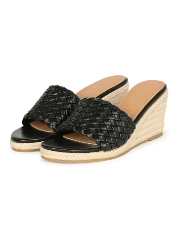 Flo-17   Wedges