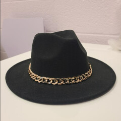 Felt Fedora Hat w/Chain