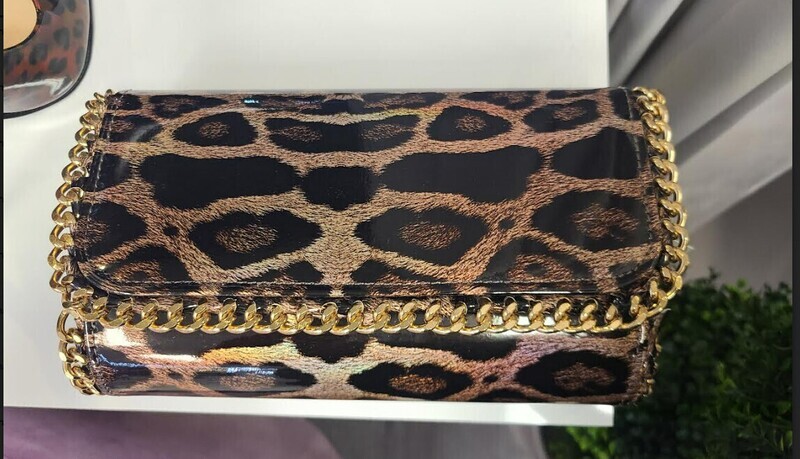 Shiny Cheetah Handbag w/ Chain 