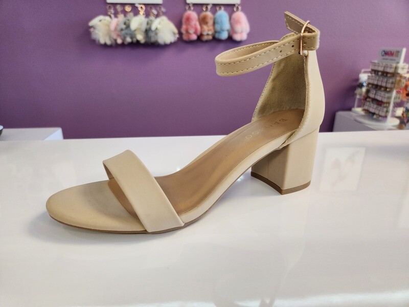 Headline-50   Ankle Shield Curved Heel   
