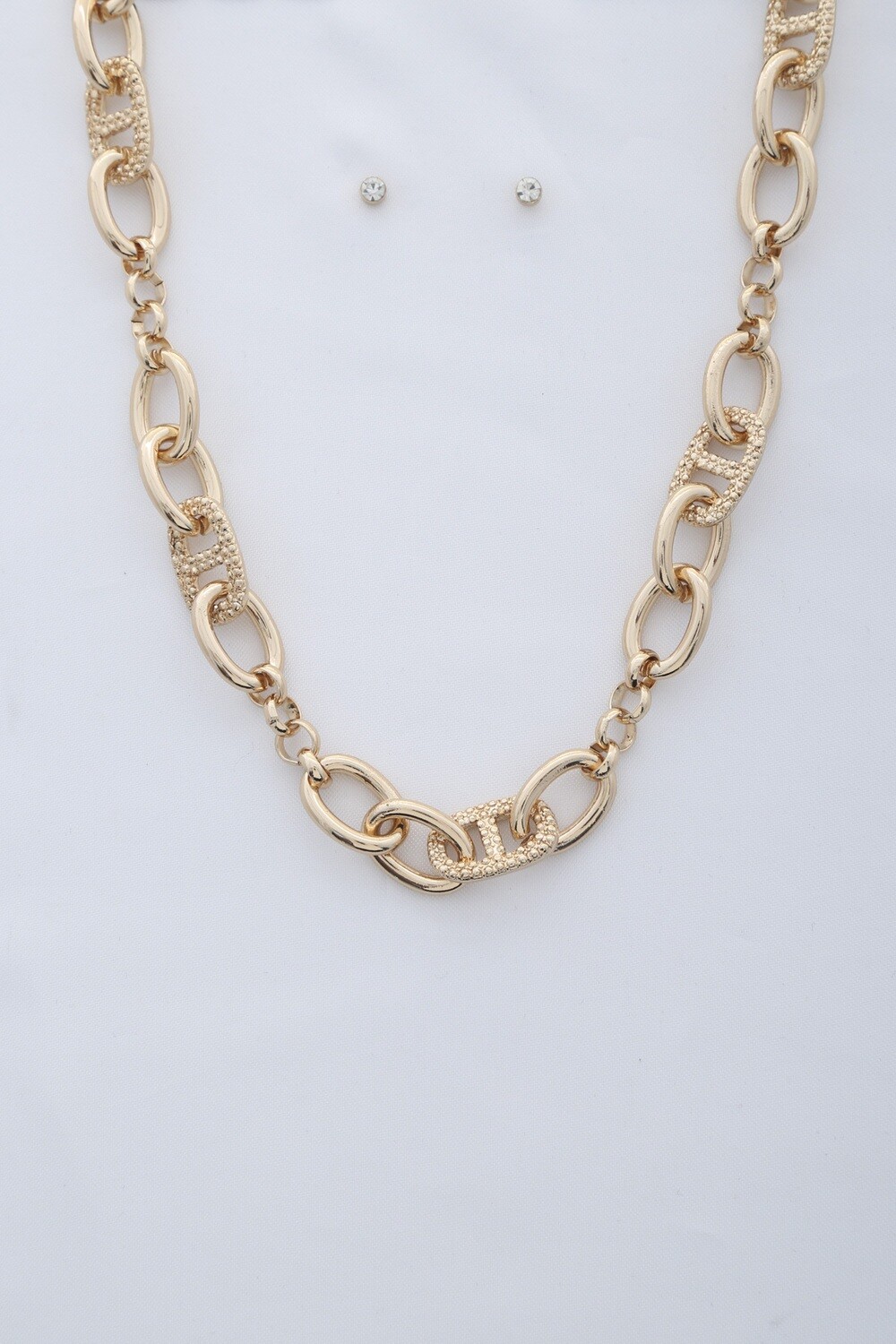 Ane-7187   Crystal Oval Link Metal Necklace, Color: Gold